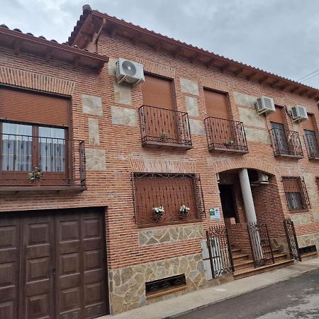 Casa Rural La Malena Cazalegas Exterior foto